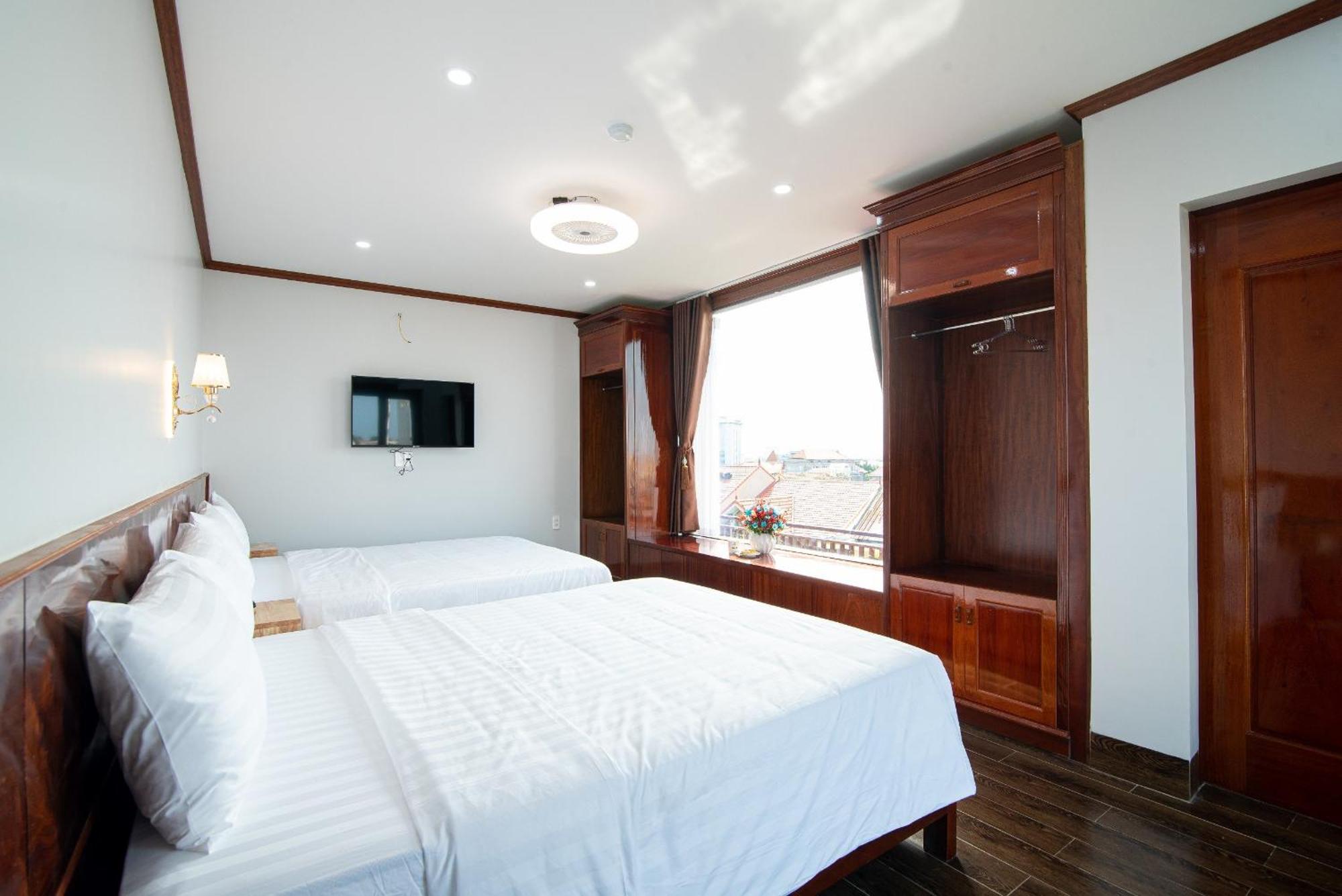 Minh Quang Hotel Dong Hoi Dış mekan fotoğraf