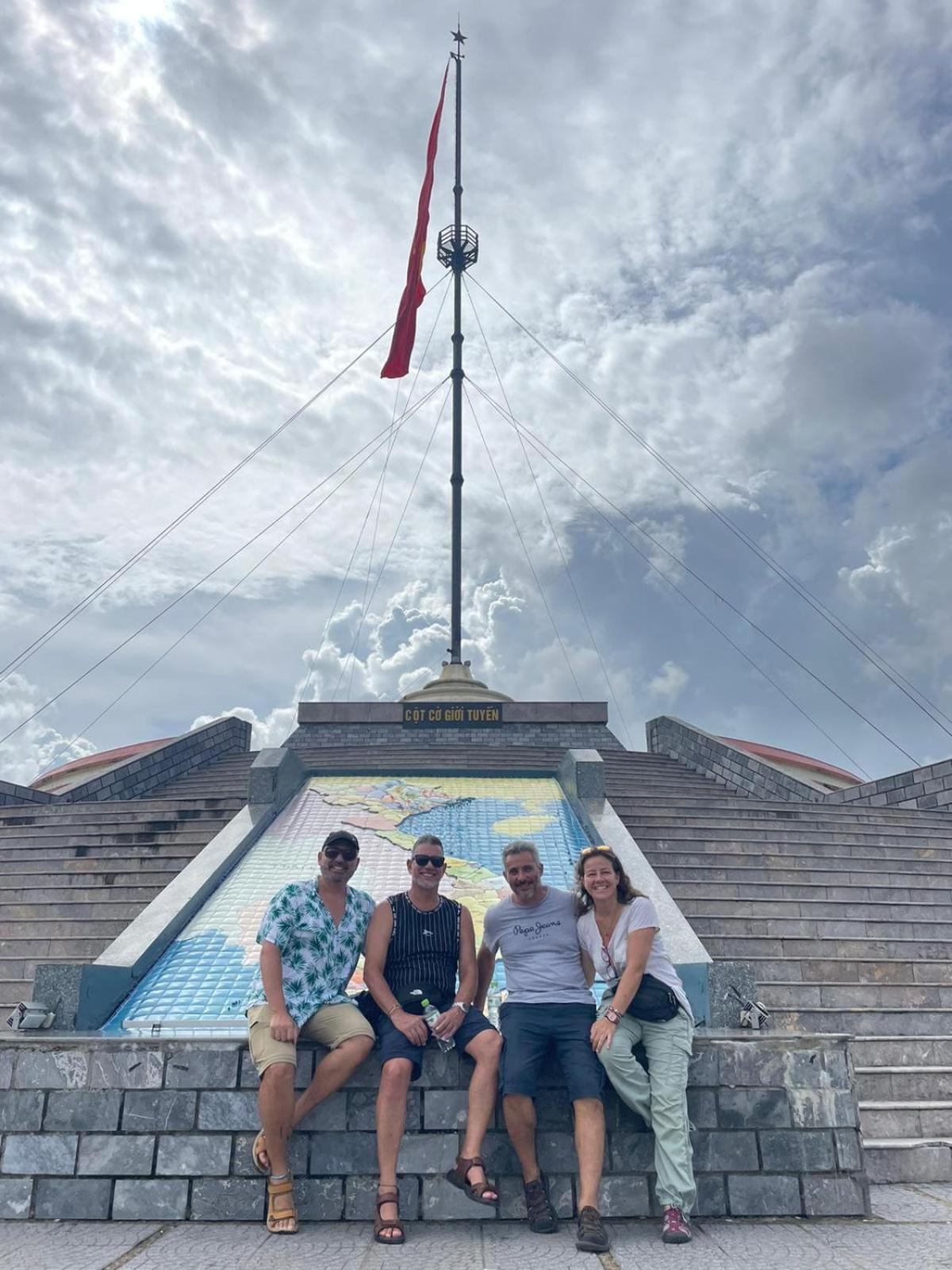 Minh Quang Hotel Dong Hoi Dış mekan fotoğraf